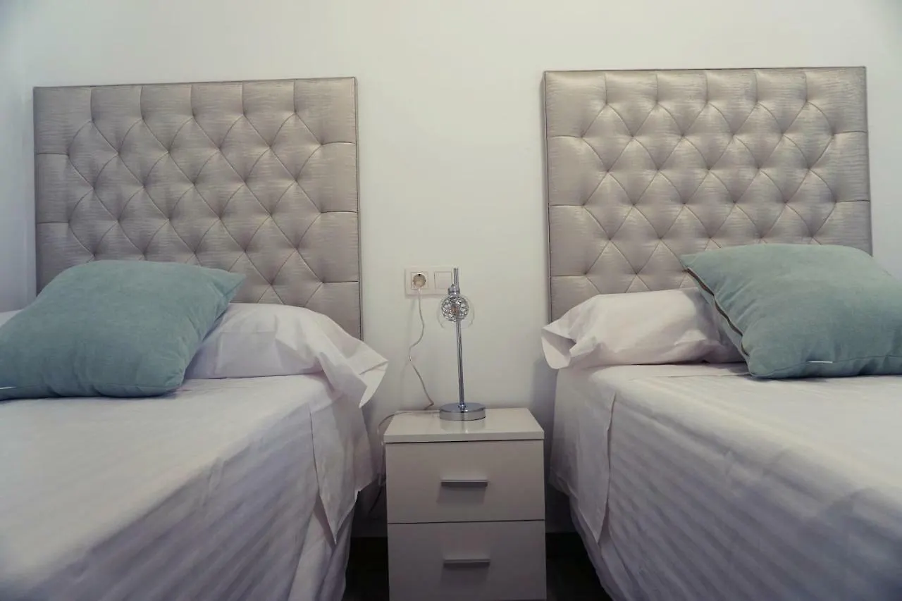 Apartamentos Ondeanos La Carolina 0*,  Spain